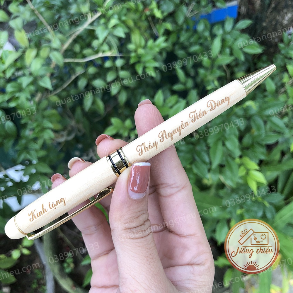 - Bút thân gỗ khắc laser giá rẻ - Quà tặng độc đáo ý nghĩa vào các dịp lễ cho người thân