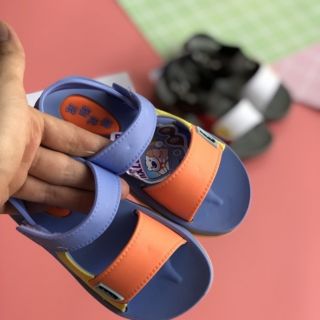 Sandanl cho bé trai bé gái