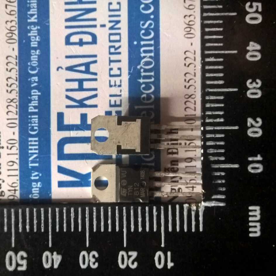 TYN812 TO-220 12A/800V SCR (5 con) KDE1240