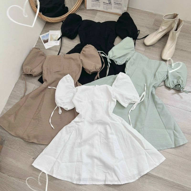 Đầm gân cổ vuông tay bo