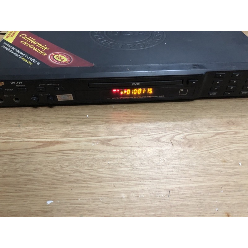 Đầu đĩa CD . DVD