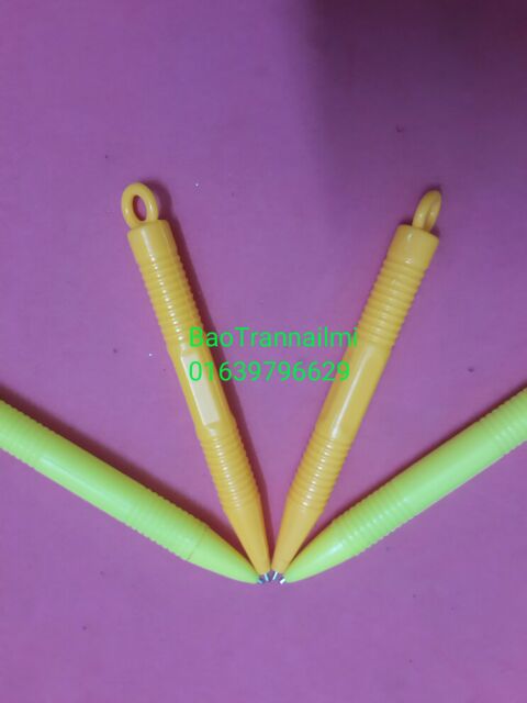 Thanh tạo hình mắt mèo