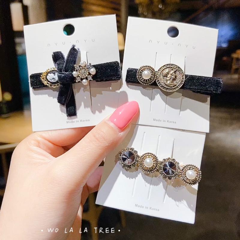 Kẹp tóc vải nhung đính ngọc trai giả phong cách cổ điển Hàn Quốc