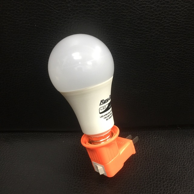Đui chui đèn phích cắm có công tắc E27