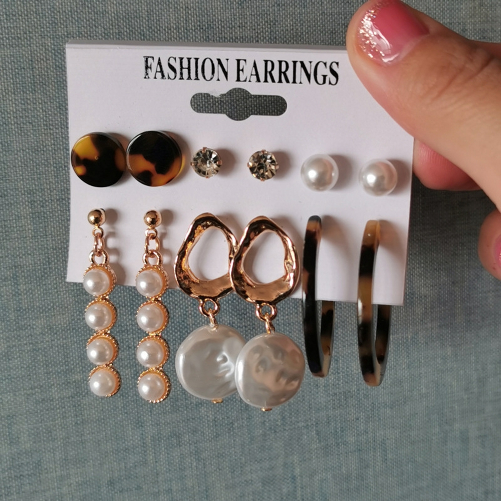 Hoa Tai Dáng Dài Phối Tua Rua Phong Cách Bohomian