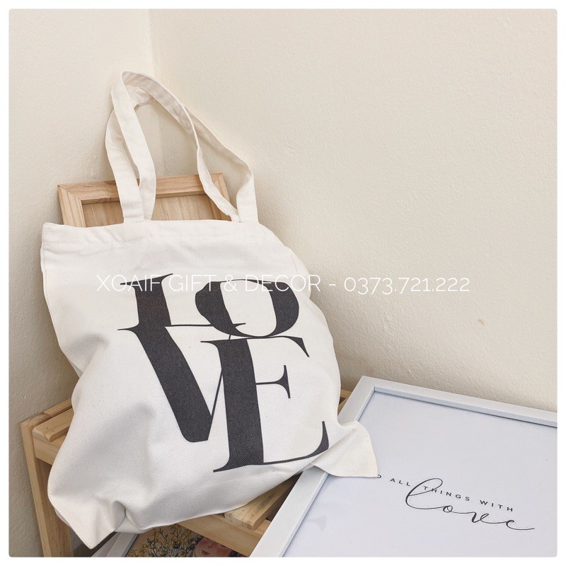 Túi tote vải canvas chữ LOVE, túi đeo vai có khoá miệng