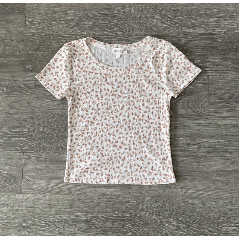 Áo pinkrose hoa nhí  2 màu hồng và trắng