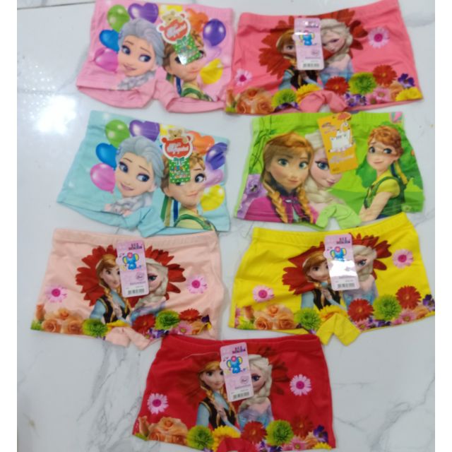 Quần lót đùi bé gái