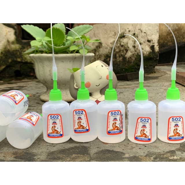 Keo 502 Phúc Hậu Nhanh Khô Tặng Kèm Bột Gỗ Chuyên Dùng Cho ngành gỗ