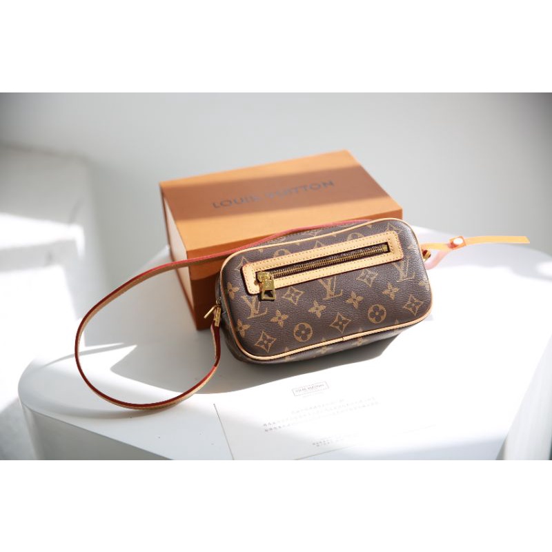 Túi LV (nam&amp;nữ) Pochette da thật mềm sz22cm phong cách cá tính fullbox vip cực đẹp