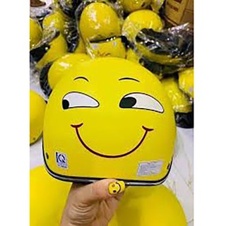 Nón bảo hiểm hình icon cảm xúc Emoji VÀNG