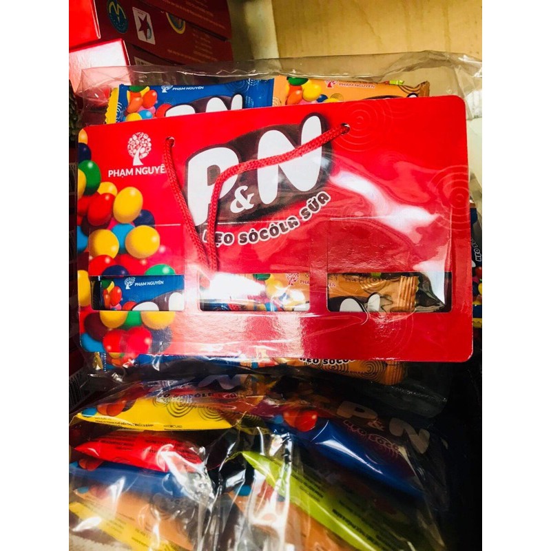 Bịch P&amp;N sô-cô-la có dây treo 30 gói