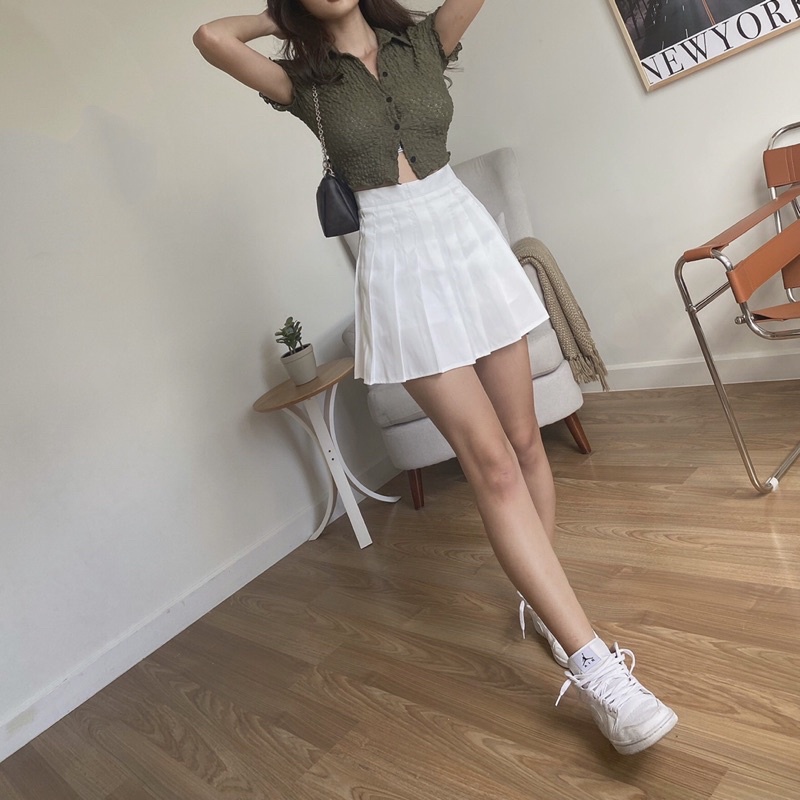 [Mã FAMARAL2 giảm 10K đơn 50K] Áo sơ mi croptop tay ngắn vải ren hoa - by Whattowear