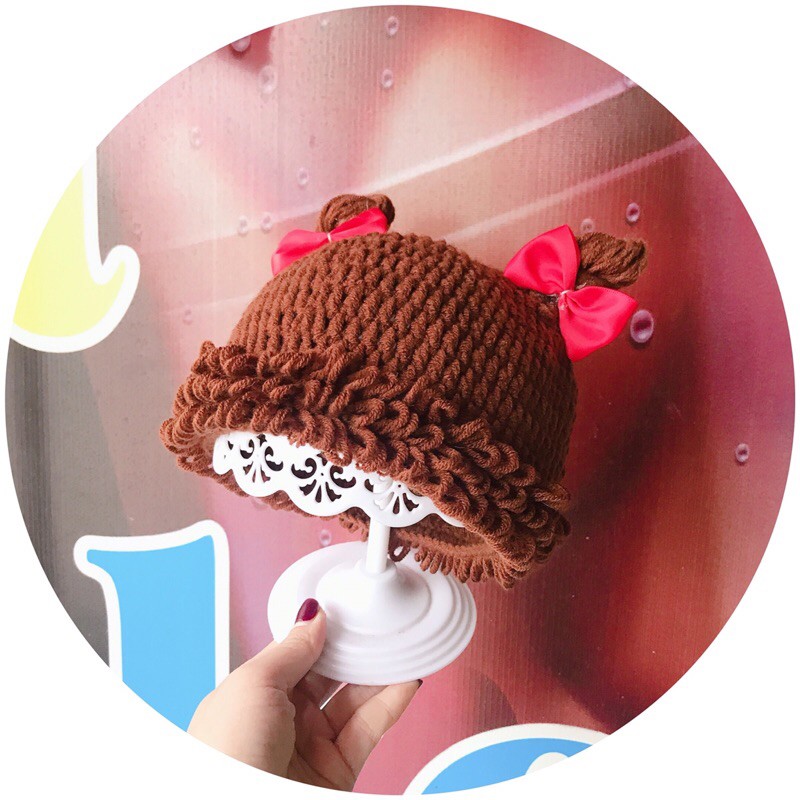 nón tóc xù dễ thương bé gái