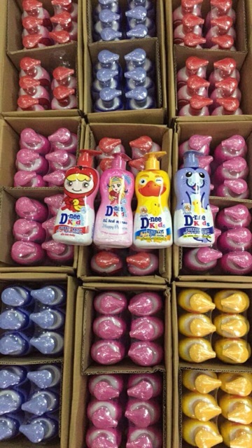 Sữa tắm gội hoa quả D-nee kids Thái Lan cho bé