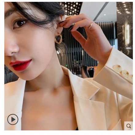 Khuyên Tai Kim Loại Hình Chữ C Xoắn Ốc Phong Cách Retro Thời Trang 925
