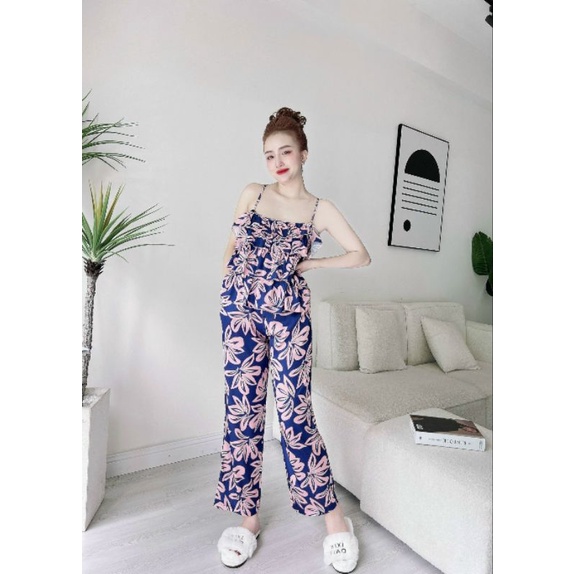 Bộ lụa Latin tầng, hoạ tiết siêu xinh xắn