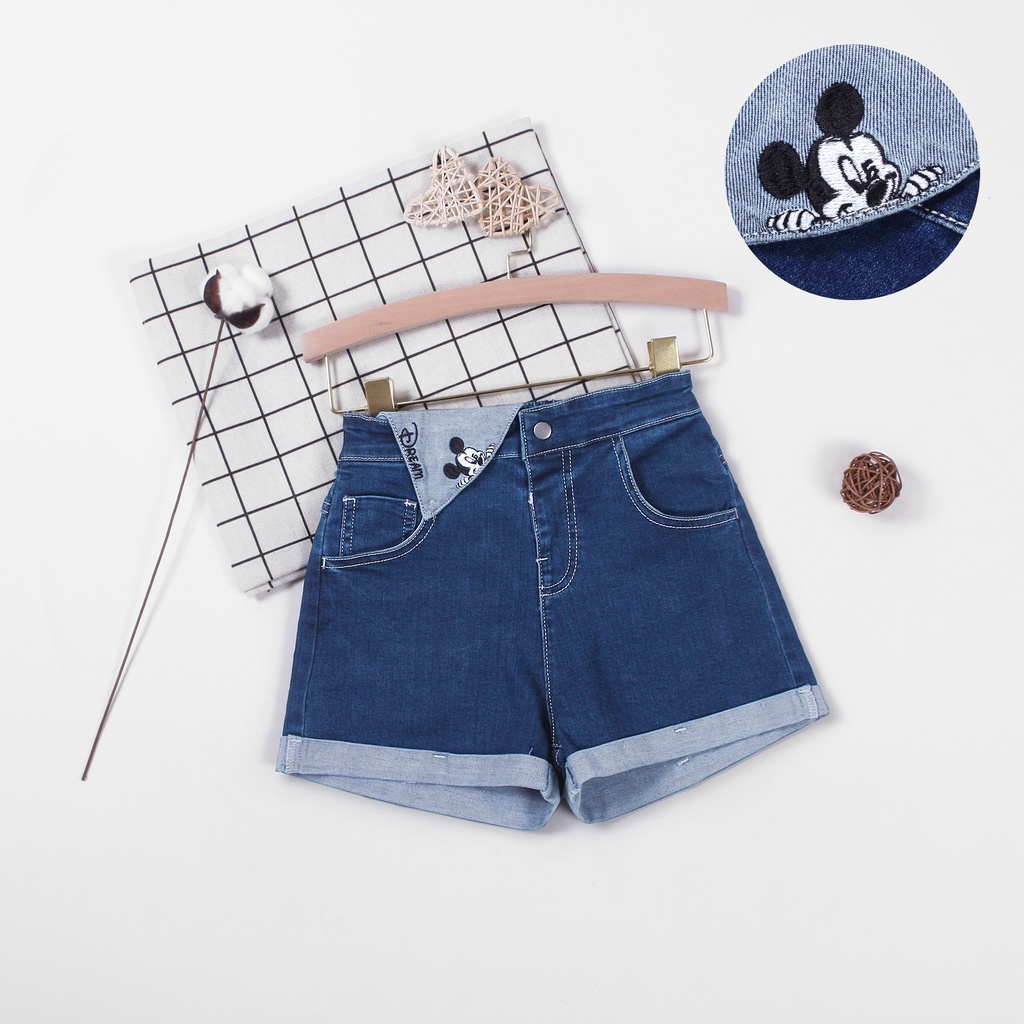 Quần short jean Bigbaby, chất jean mềm lưng thun sau thêu mickey cho bé gái 25-55kg