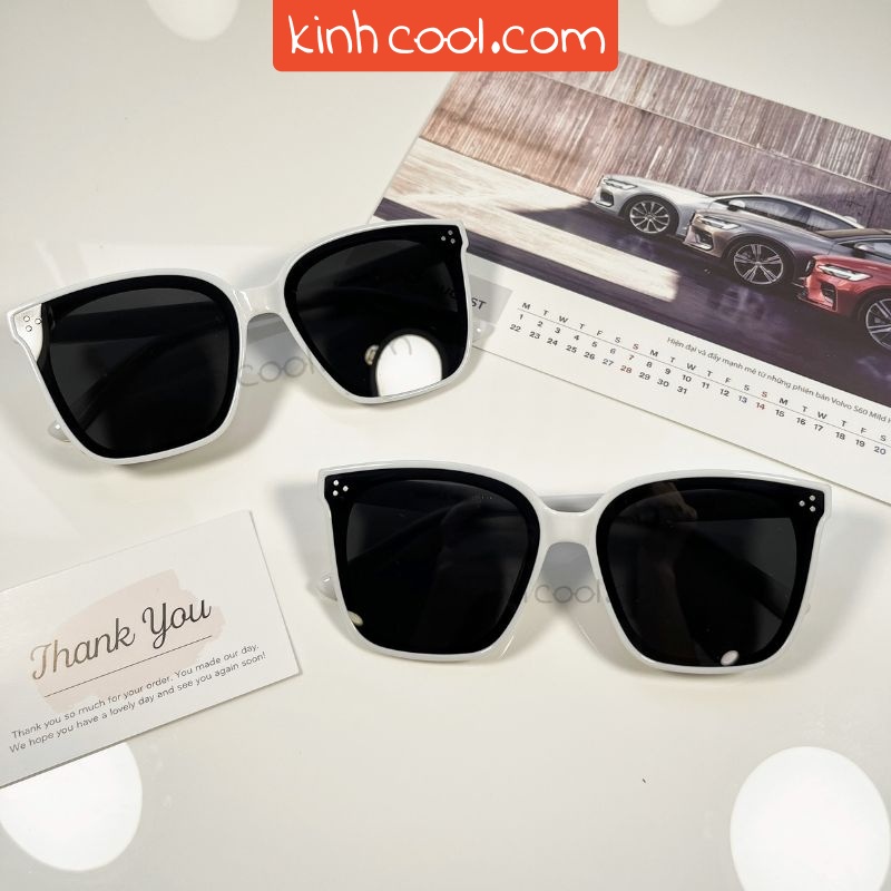 Kính mát nữ GENTLE MONSTER, dáng mắt vuông mèo, mắt kính đen phối gọng trắng trẻ trung
