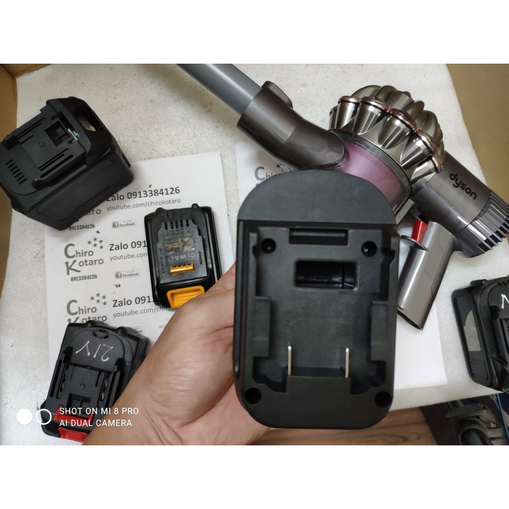 Đế chuyển chân pin máy hút bụi Dyson dùng pin hệ V6 21.6V sang dùng vỏ pin Milwaukee M18, Dewalt 20V, Makita LXT