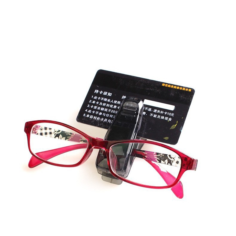 Kẹp giữ mắt kính trên tấm chắn nắng xe ô tô tiện dụng