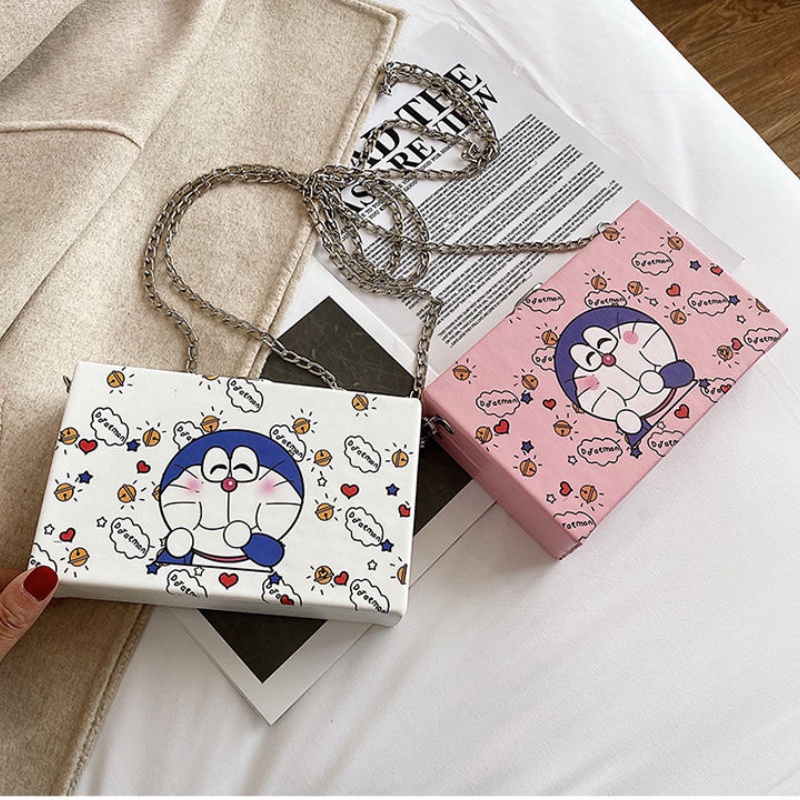 Túi Đeo Chéo Vai Hình Vuông Nhỏ In Hình Doraemon Cherry Maruko Dễ Thương Thời Trang Cho Nữ