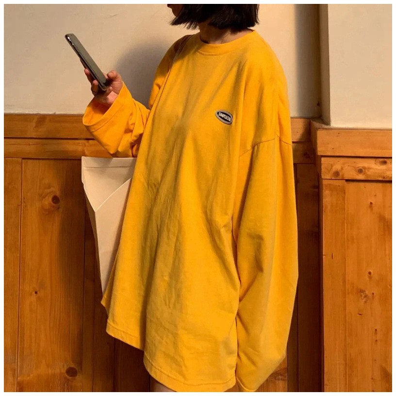 Áo thun tay dài dáng rộng màu trơn phong cách Hàn Quốc cho nữ | BigBuy360 - bigbuy360.vn