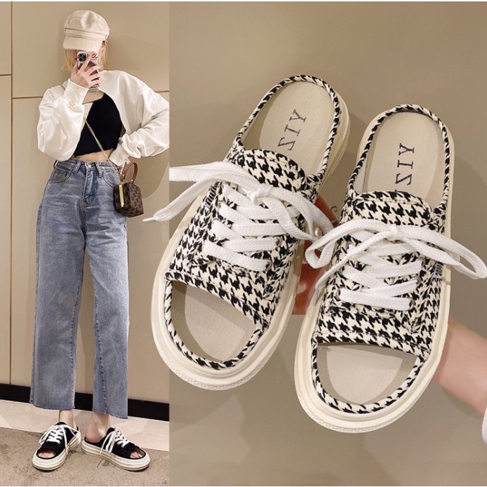 Giày sục nữ thể thao hở mũi chất canvas cute mới nhất 2022