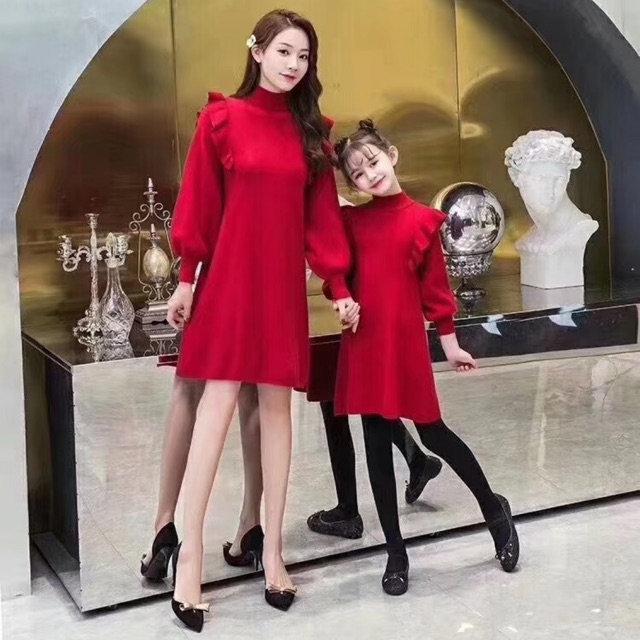 Váy len đỏ cao cấp cho mẹ và bé