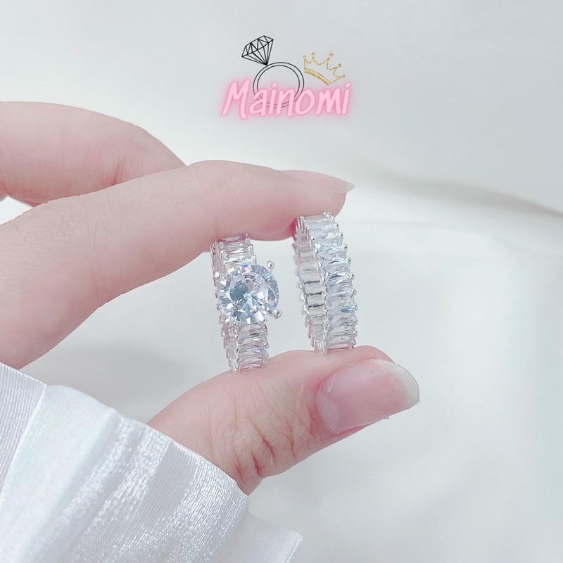 Nhẫn full đá MAINOMI 2 kiểu sang xịn có quà tặng kèm, bạc sáng đá ép bền lấp lánh đeo đôi hay đơn đều đẹp