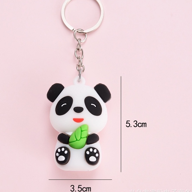 Móc khóa gấu trúc xinh cầm búp măng dễ thương 3.5*5.3cm