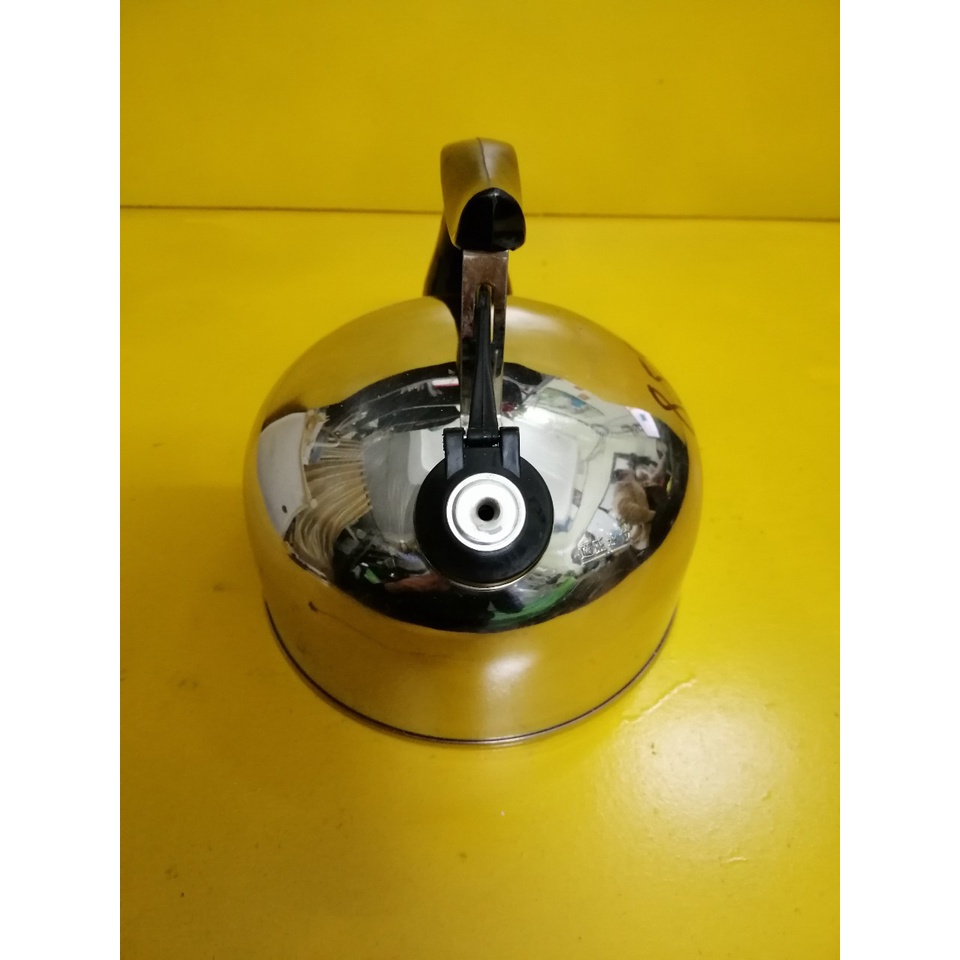 Ấm inox có còi hú nội địa Nhật (2L) (mã 855), Dùng được bếp từ