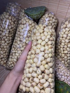 1KG Hạt sen tươi đã lấy tâm sen ( ship liền tpHCM )