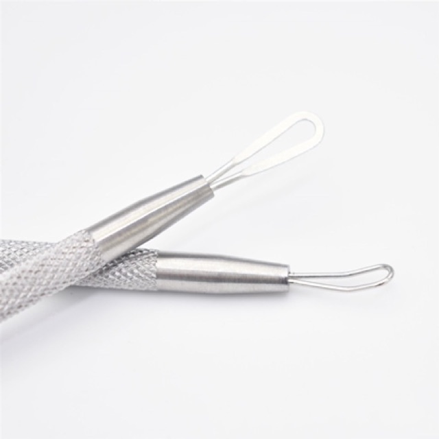 Cây nặn mụn chuyên nghiệp tại Spa. | BigBuy360 - bigbuy360.vn