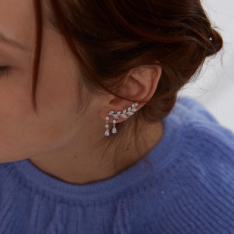 Khuyên tai dạng lá đính đá pha lê phối tua rua cho nữ