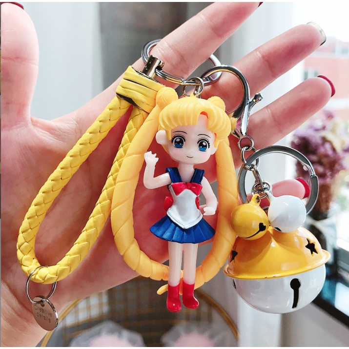 Móc khóa nhân vật hoạt hình thủy thủ mặt trăng Moon Sailor kèm dây và chuông lớn