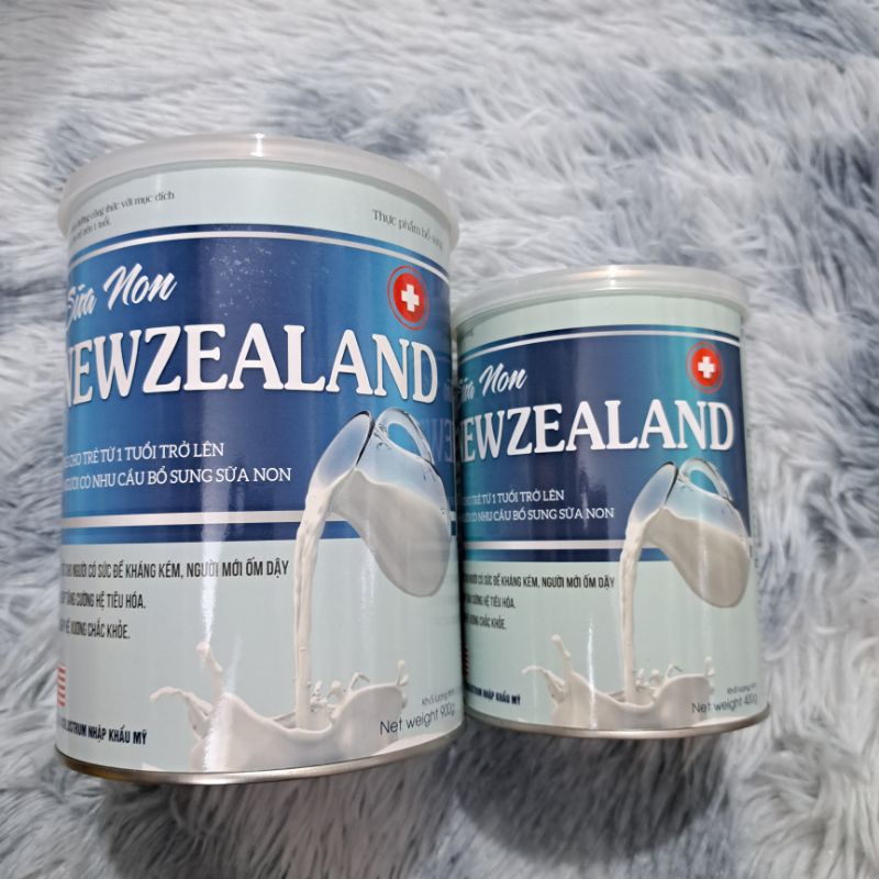 Sữa non NEWZEALAND 900g - Tăng đề kháng phát triển chiều cao trí não cho bé, giúp hồi phục sức khỏe.