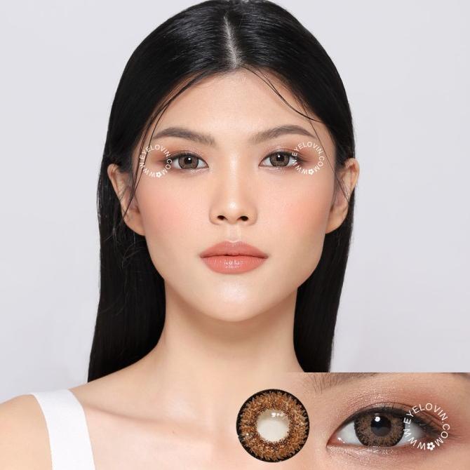 Kính Áp Tròng Eos - Màu Nâu Tai Nghe