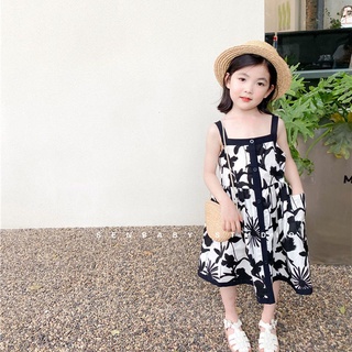  Cô gái thời trang dễ thương ăn mặc