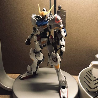 Mô Hình Lắp Ráp Robot Gundam Cỡ Lớn