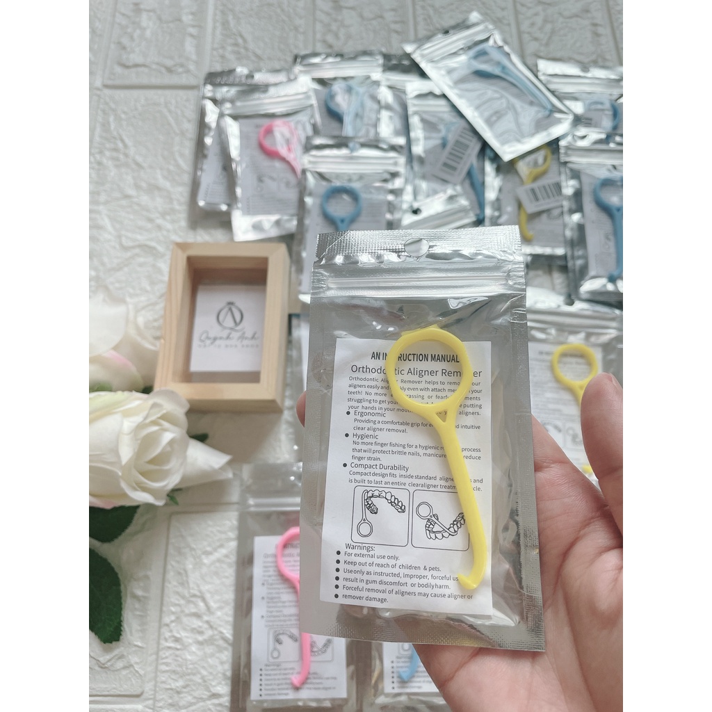 Móc khay trong suốt, Móc khay Invisalign, Dụng cụ tháo máng niềng răng