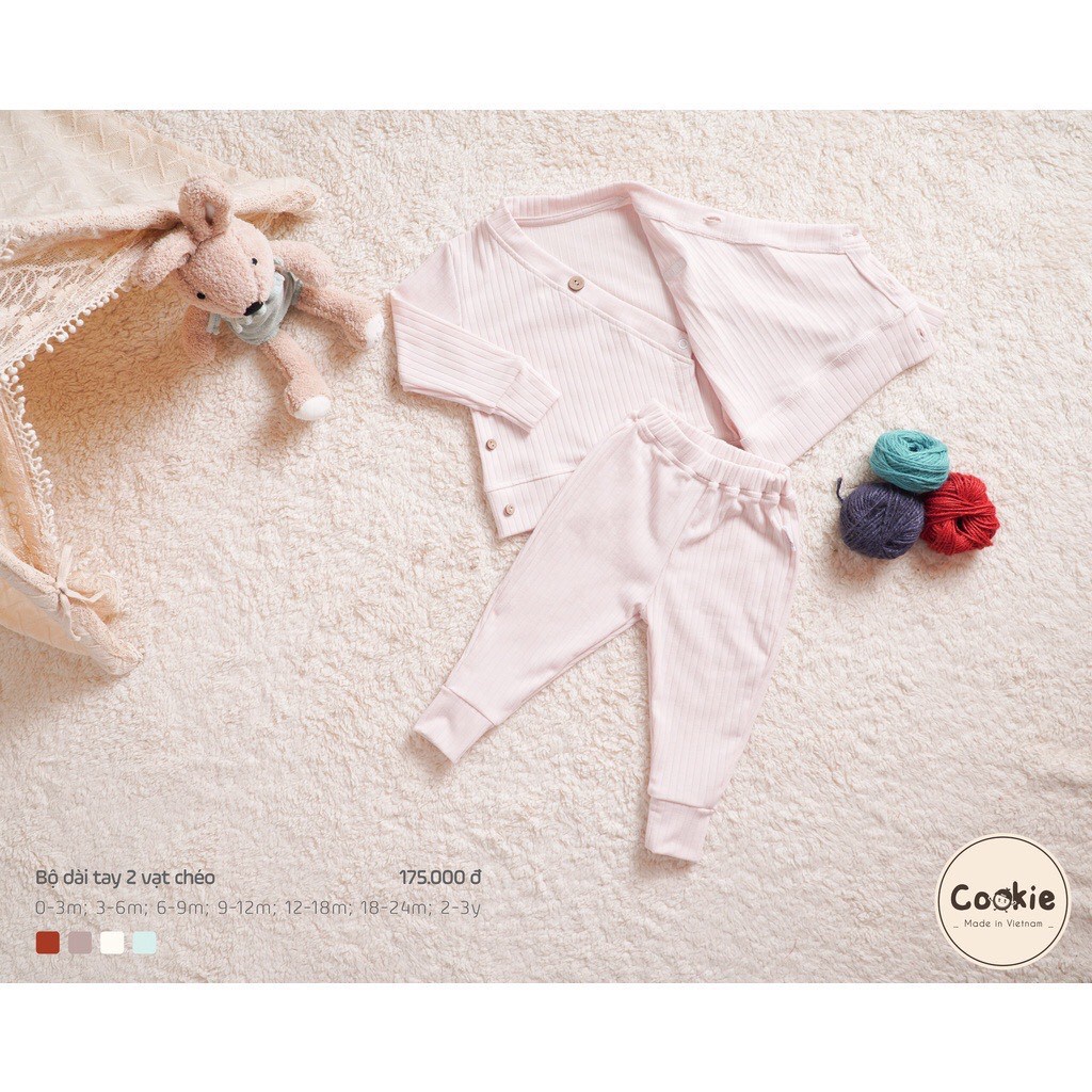 Bộ vạt chéo quần baggy len tăm Cookie