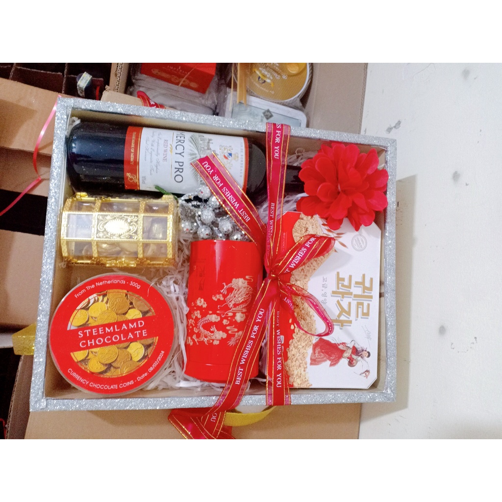 GIỎ QUÀ TẾT khay quà tết ý nghĩa | BigBuy360 - bigbuy360.vn