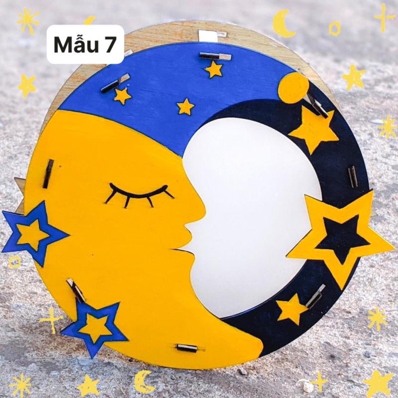 BÉ TÔ MÀU LÀM LỒNG ĐÈN TRUNG THU