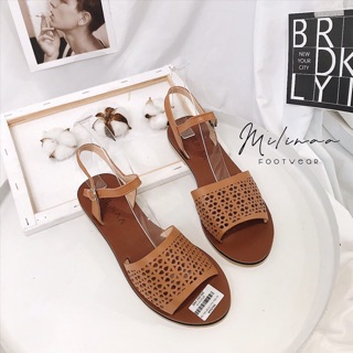 SANDAL BẢN ĐỤC LỖ NỀN NÂU