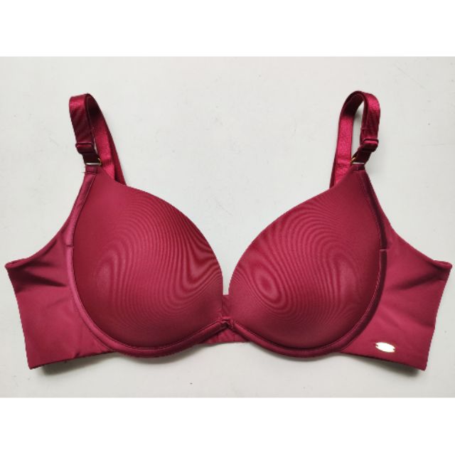 Áo ngực có gọng mút vừa