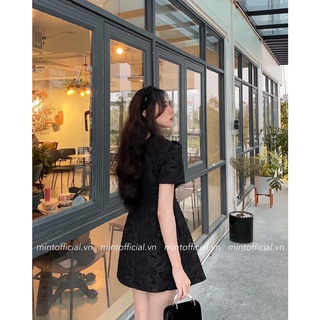 Váy xốp cổ đức xếp ly eo