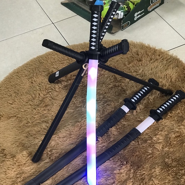 Đồ Chơi Kiếm Nhựa Katana - Kiếm Phát Sáng Katana Nhựa Có Đèn Và Âm Thanh, Có Thể Mua Kèm Pin Aa