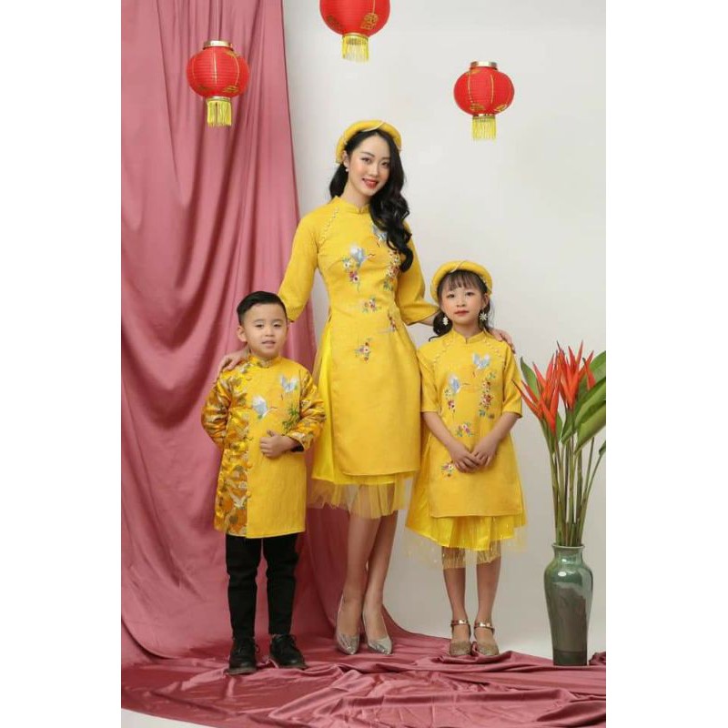 Áo dài mẹ và bé 2022