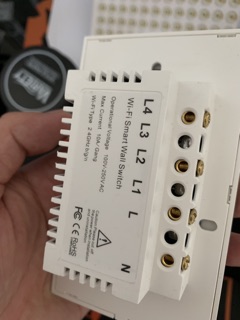 Công Tắc Wifi Tuya Touch T1 US-2C(tuya) (Công Tắc Cảm Ứng Âm Tường 2 Kênh Điều Khiển)